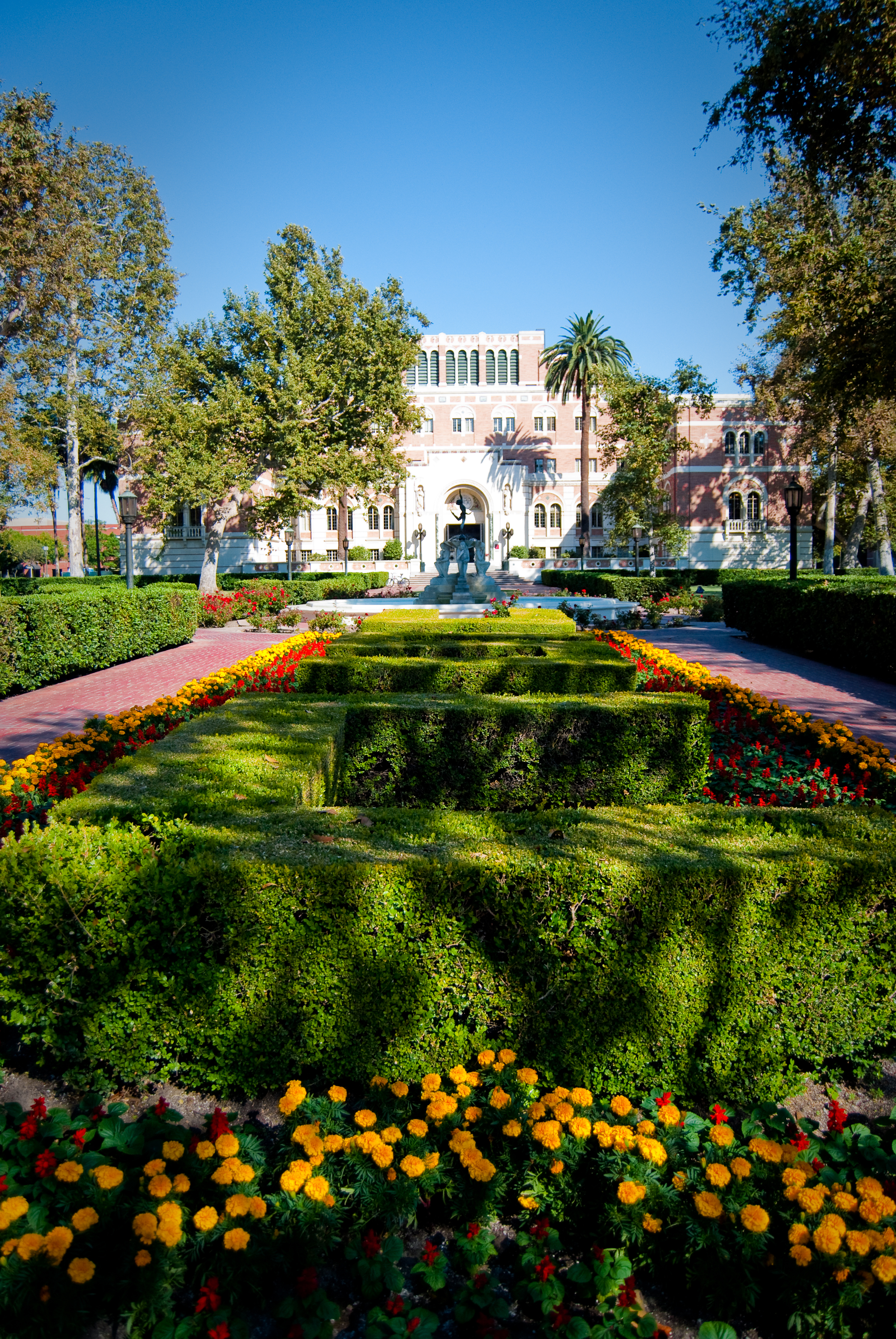 11-AUG-2013: Perfect summer Sunday at the University of Southern California.
