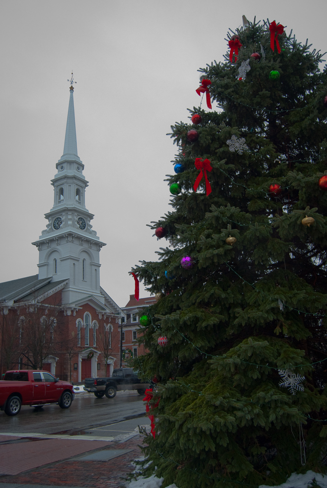 23-DEC-2013: Portsmouth, N.H., has this holiday thing figured out.