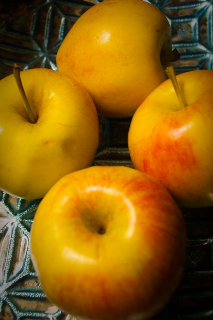 12-APR-2013: I like them apples.