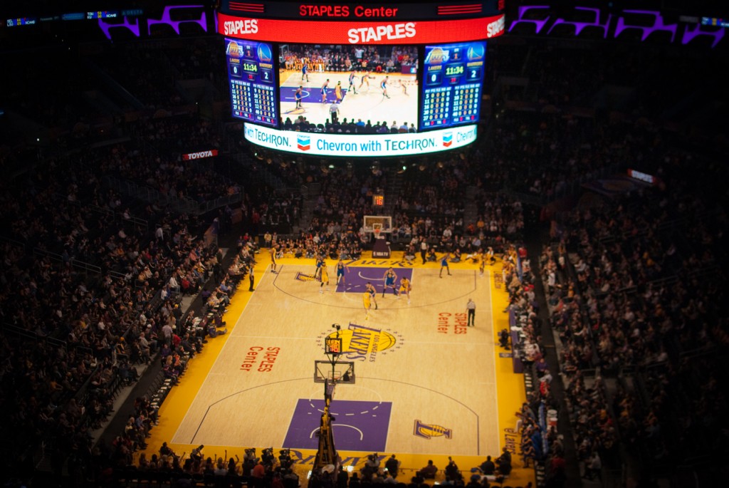 22-NOV-2013: Lakers-Warriors ... from atop Staples Center.